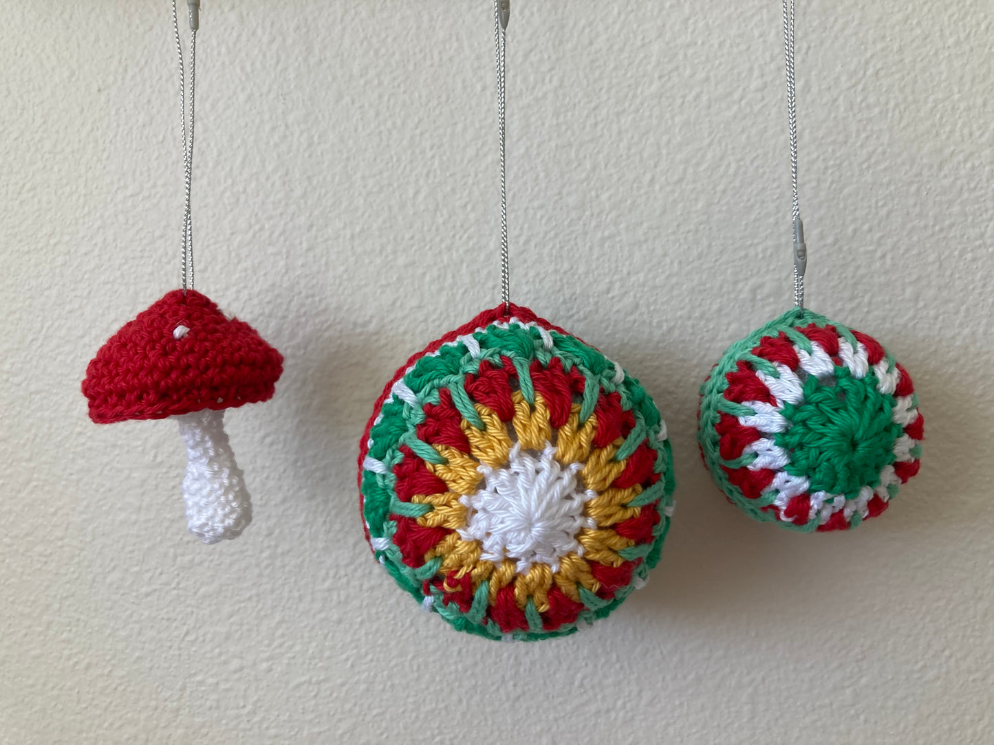 Full Set #1: Tree and Ornaments in Classic Cozy Colors